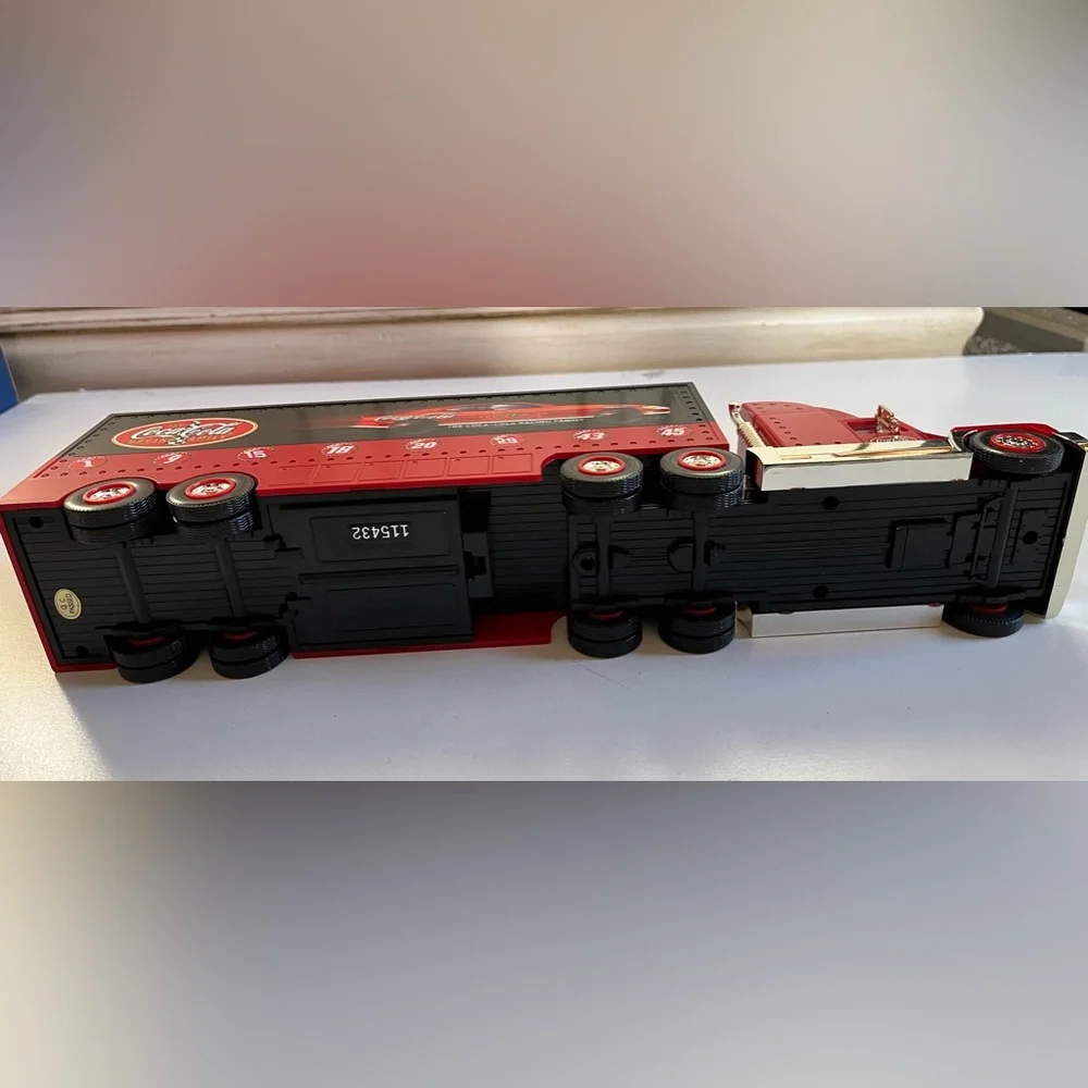 Collectible 2002 Coca-Cola NASCAR Carrier with Car & lights Semi Truck